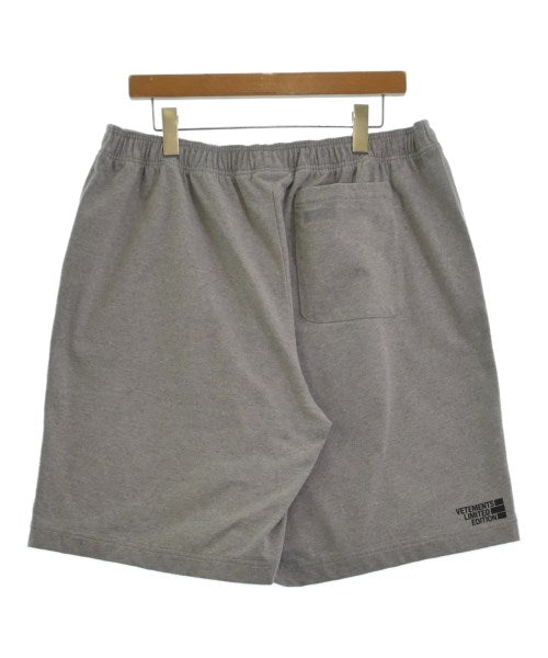 VETEMENTS กางเกงขาสั้น