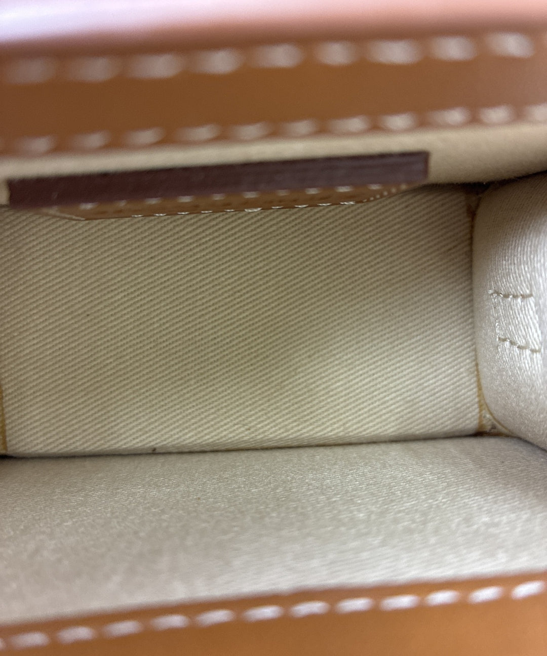 JACQUEMUS กระเป๋าสะพาย