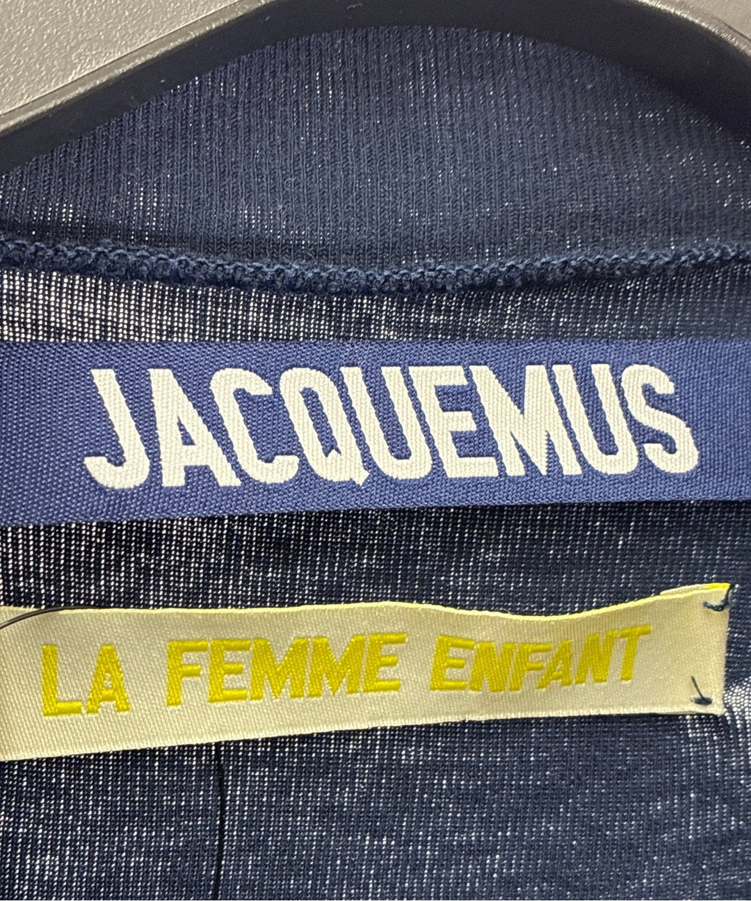 JACQUEMUS เสื้อยืด/เสื้อท็อปส์