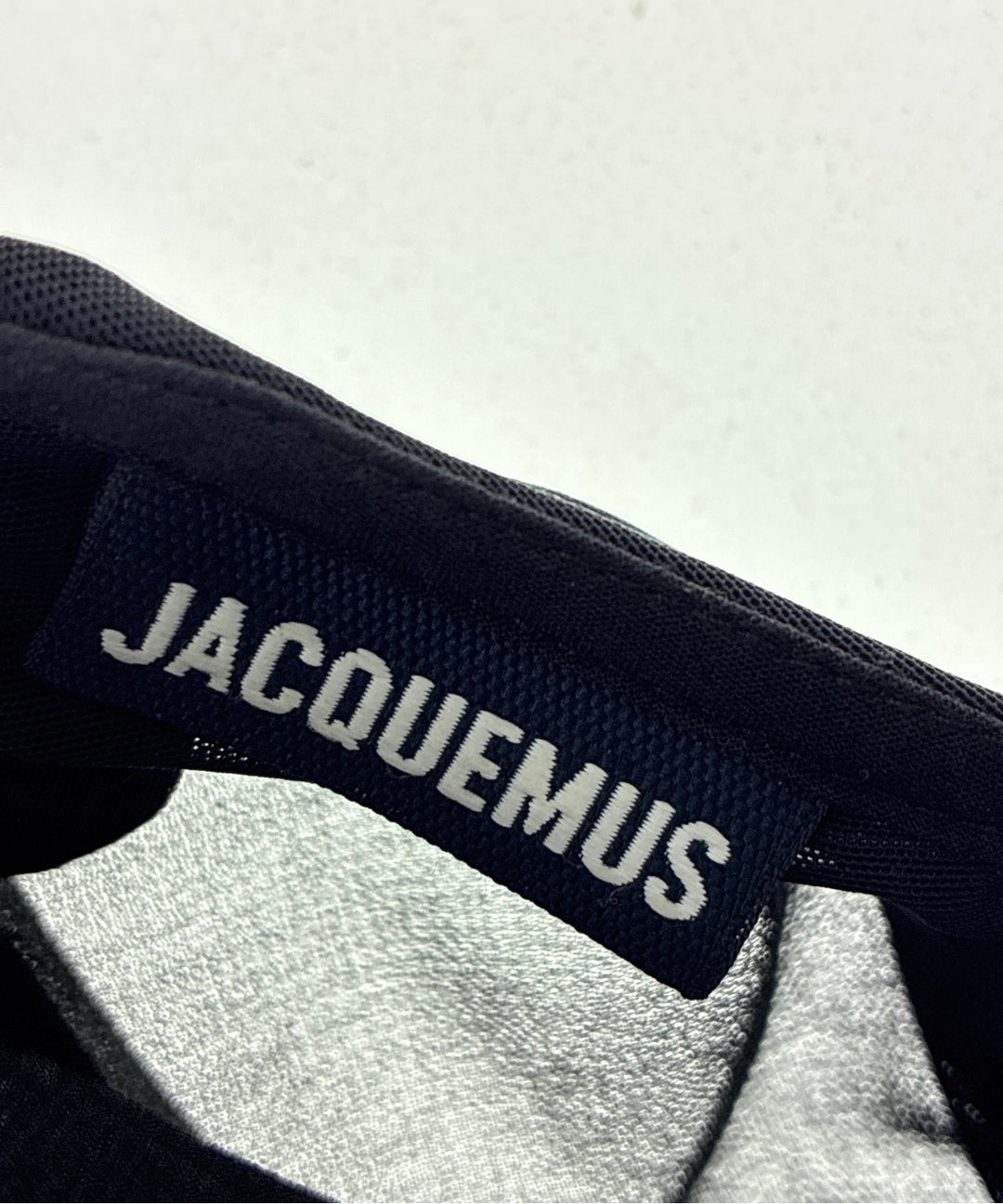 JACQUEMUS เสื้อสตรี