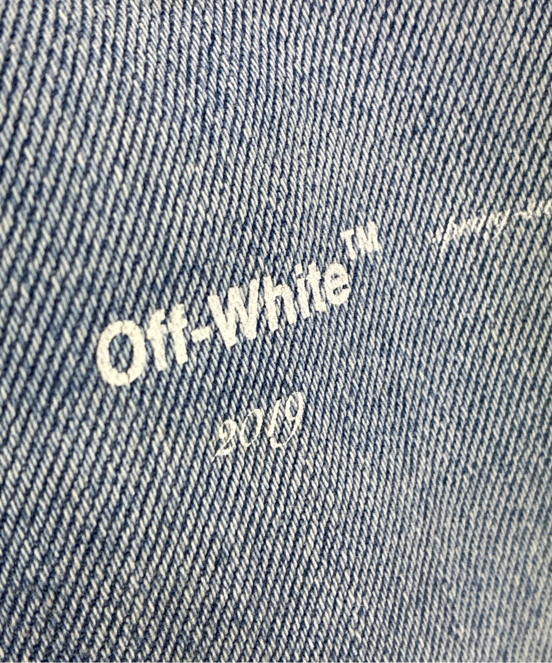 OFF-WHITE ยีนส์