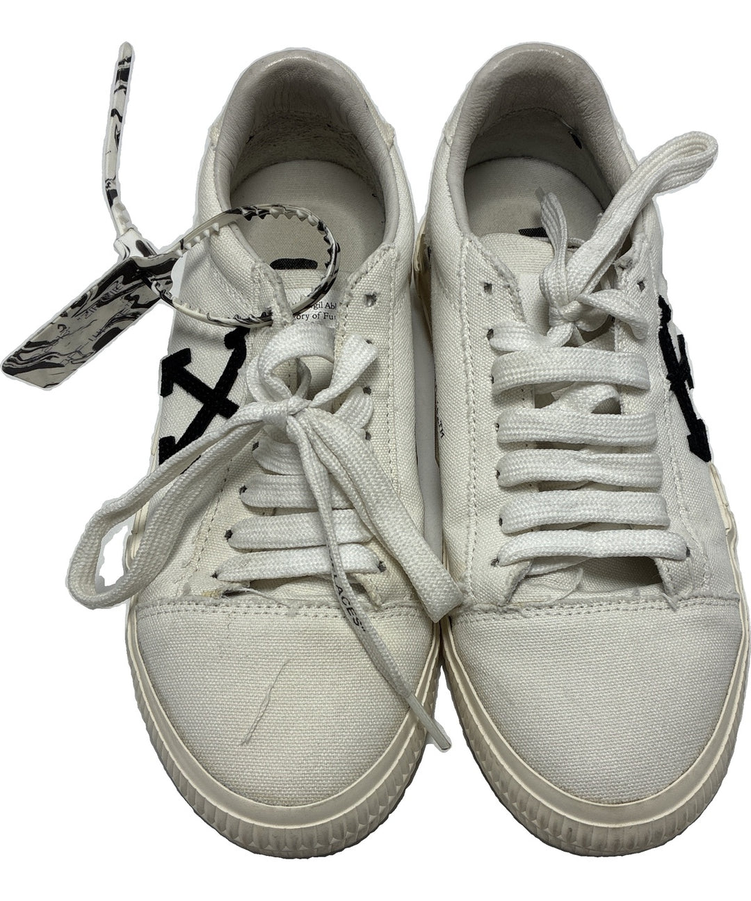 OFF-WHITE รองเท้าผ้าใบ