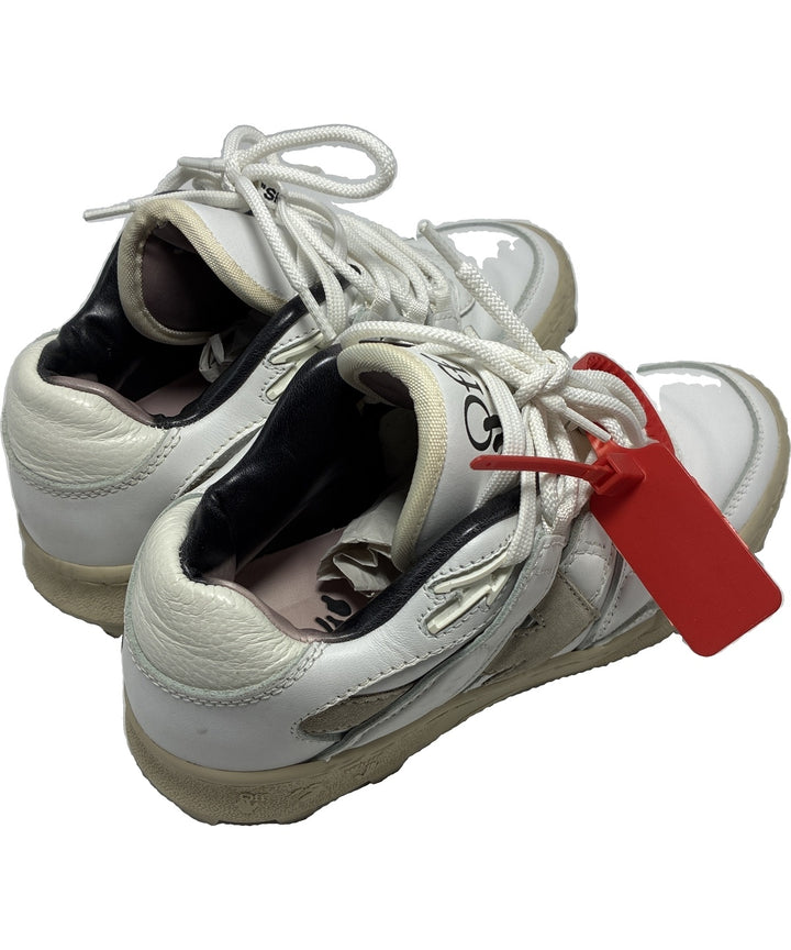 OFF-WHITE รองเท้าผ้าใบ