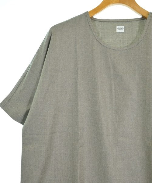 E.TAUTZ เสื้อลำลอง