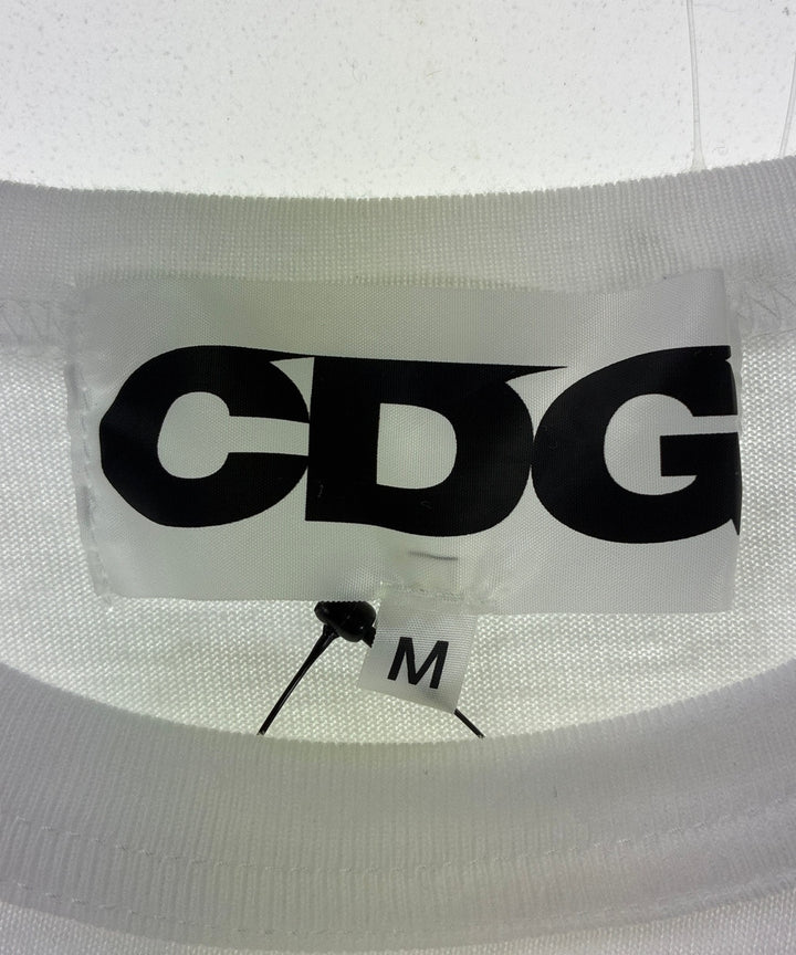 CDG เสื้อยืด/เสื้อท็อปส์
