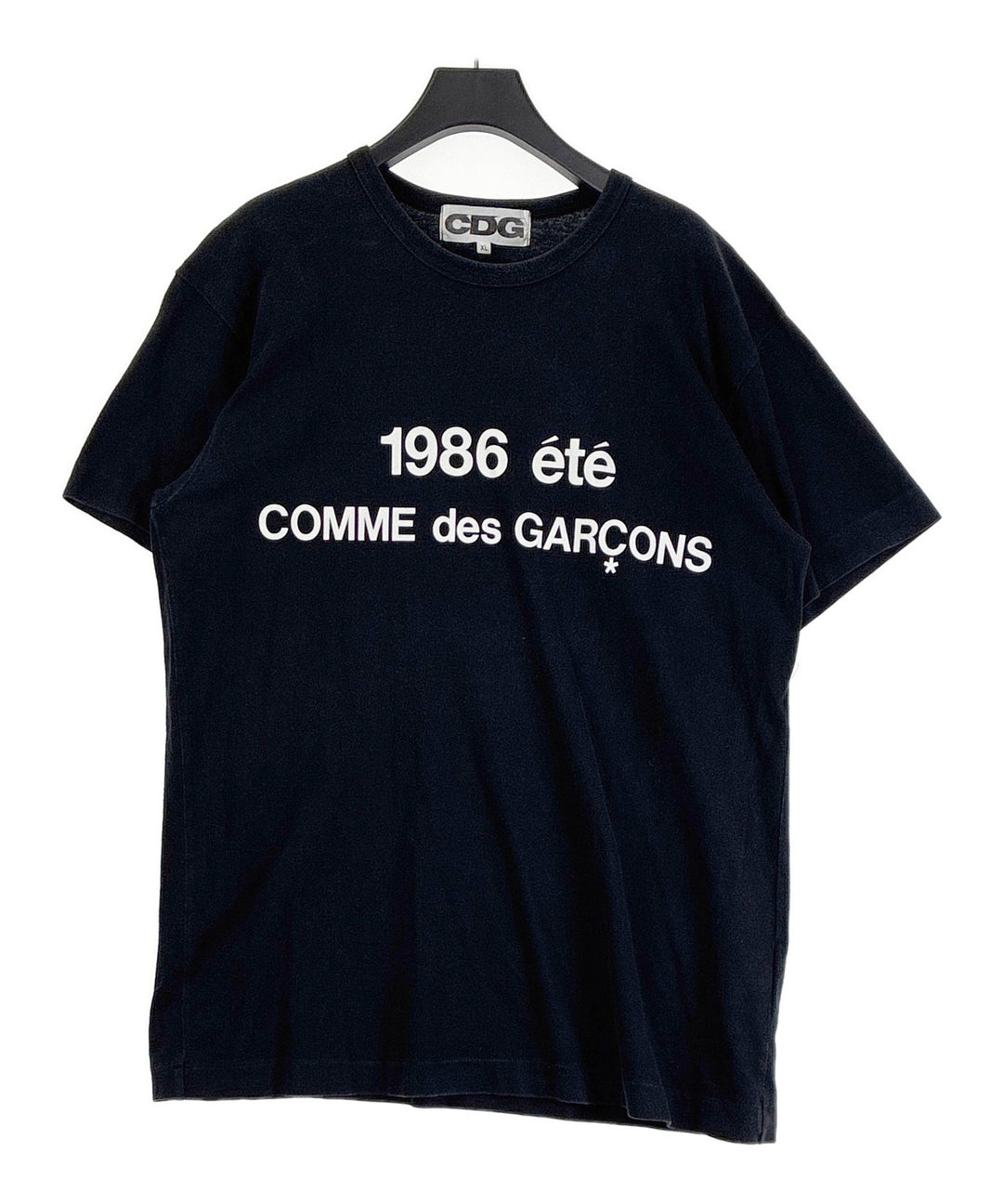 CDG เสื้อยืด/เสื้อท็อปส์