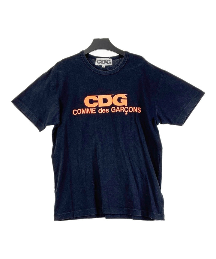 CDG เสื้อยืด/เสื้อท็อปส์