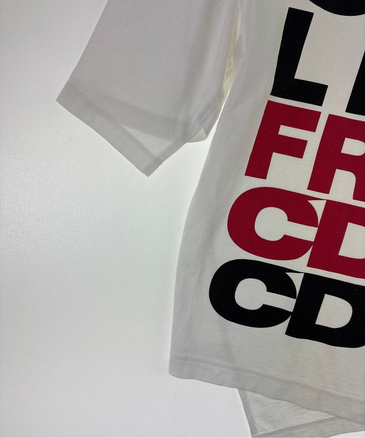 CDG เสื้อยืด/เสื้อท็อปส์