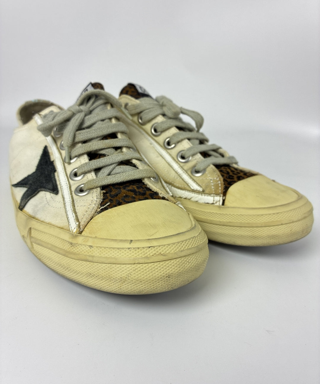 GOLDEN GOOSE รองเท้าผ้าใบ