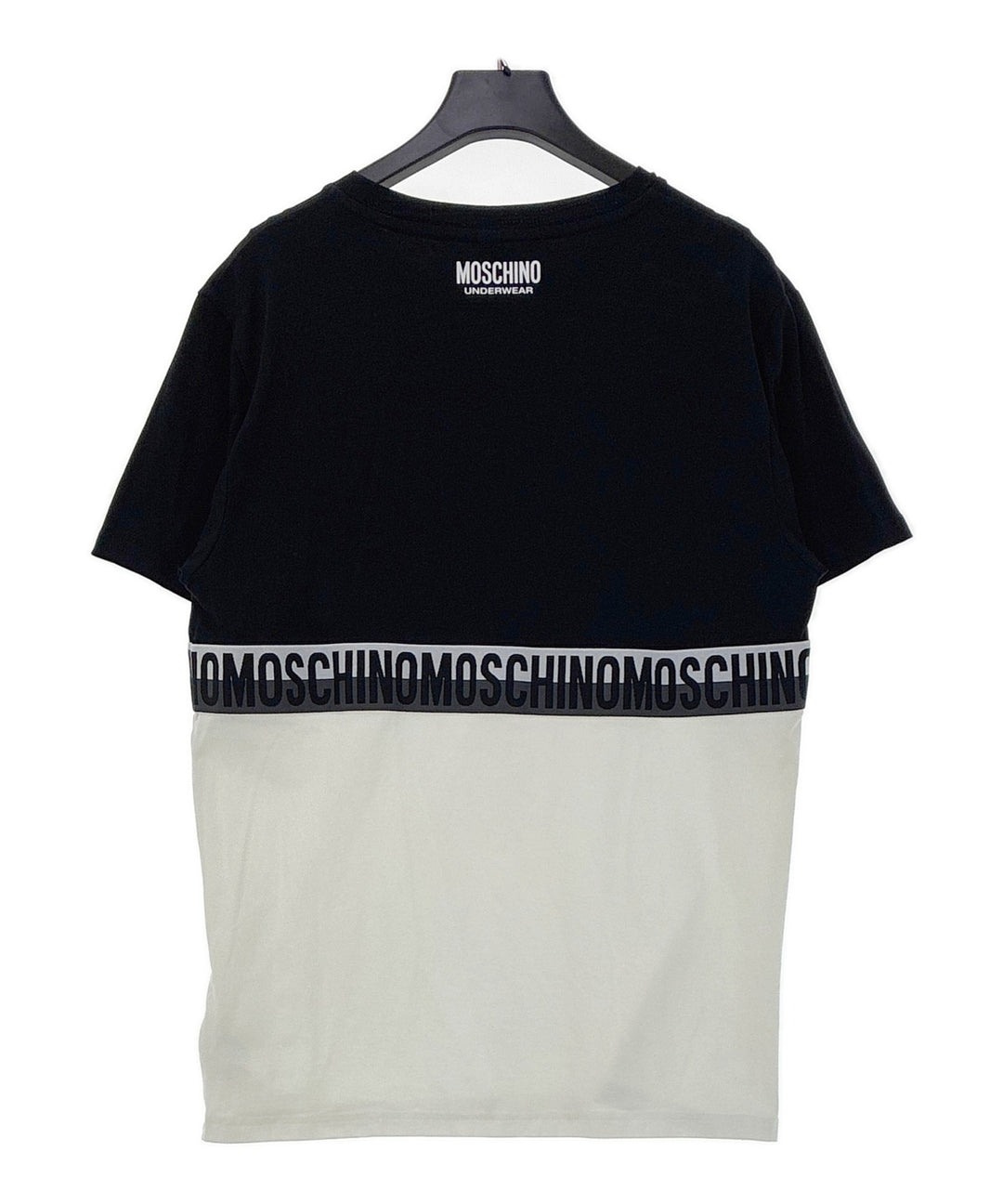 MOSCHINO เสื้อยืด/เสื้อท็อปส์