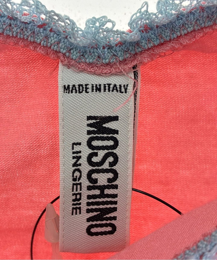 MOSCHINO เสื้อยืด/เสื้อท็อปส์