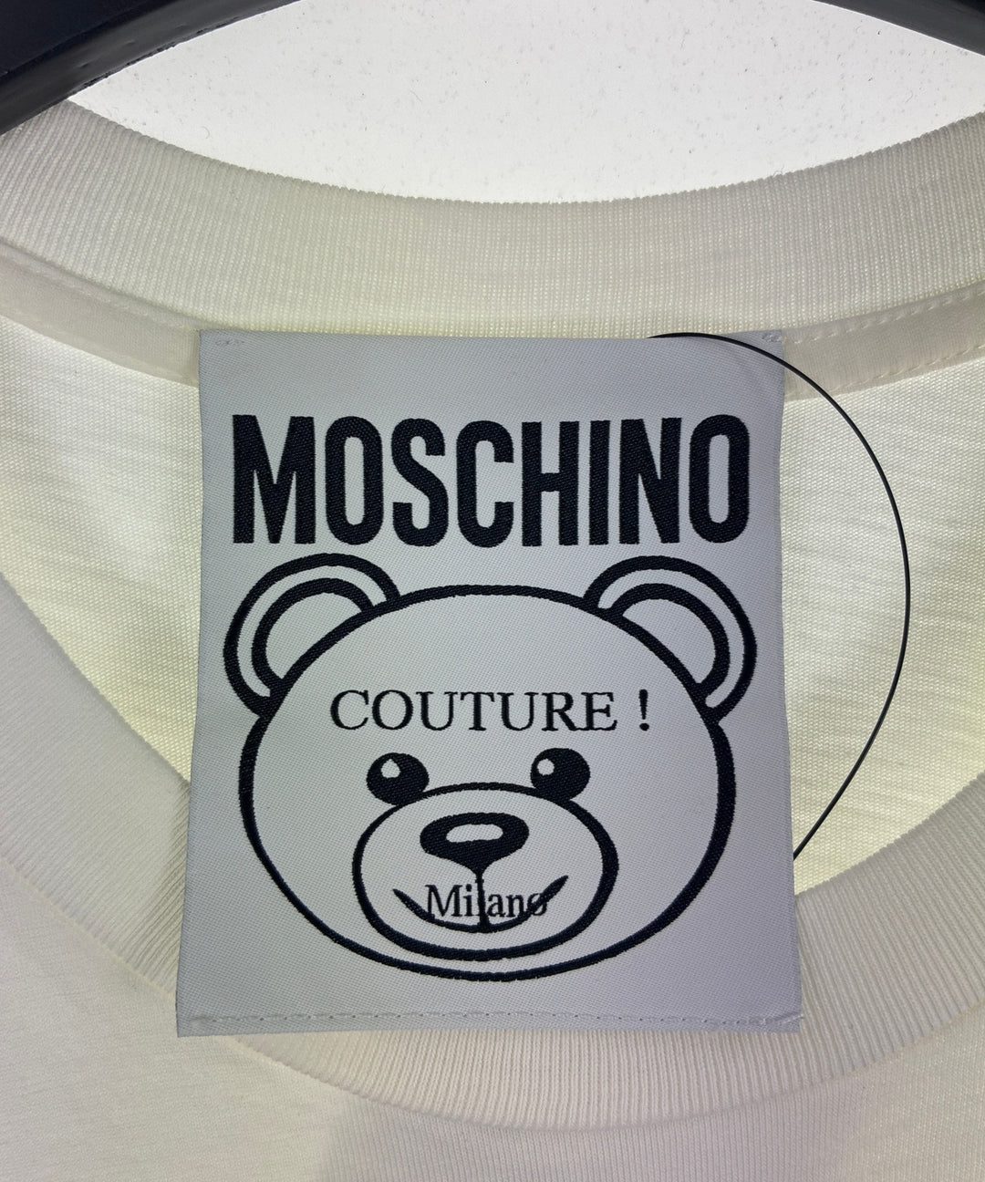 MOSCHINO เสื้อยืด/เสื้อท็อปส์