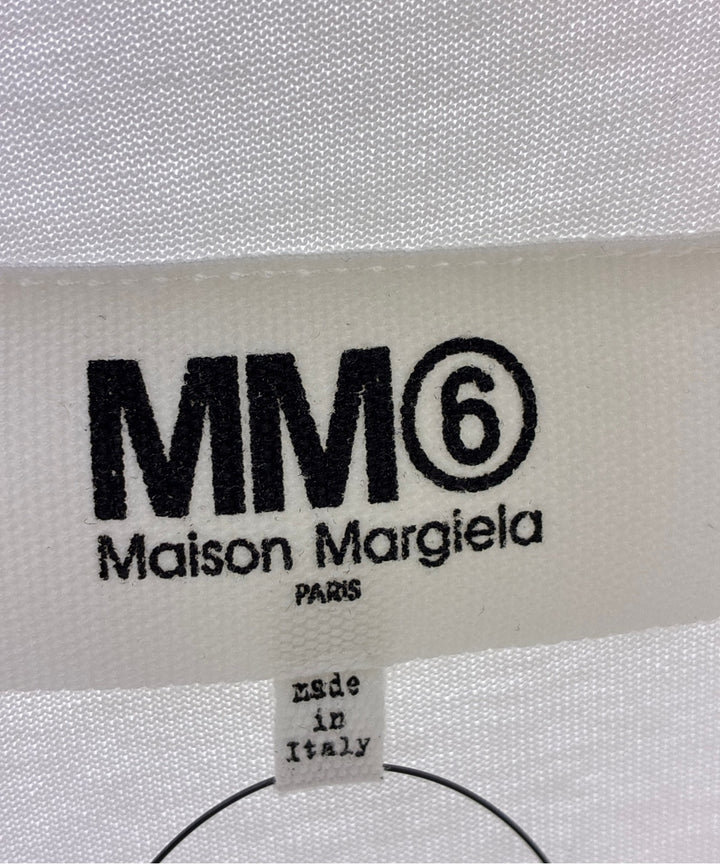 MM6 เสื้อยืด/เสื้อท็อปส์