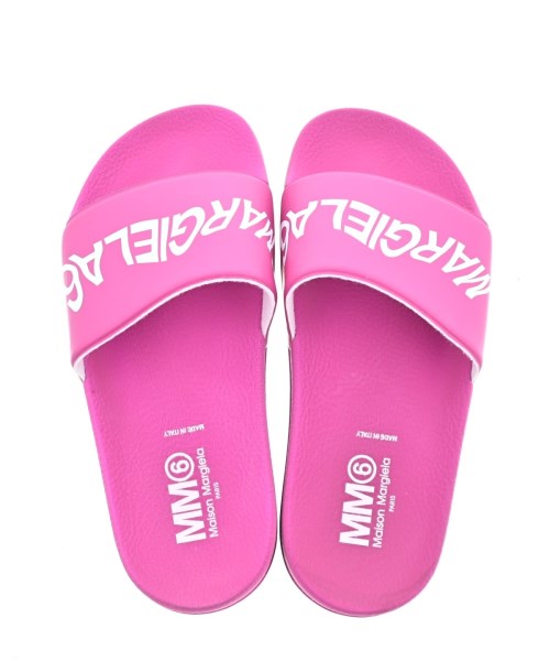 MM6 รองเท้าแตะ