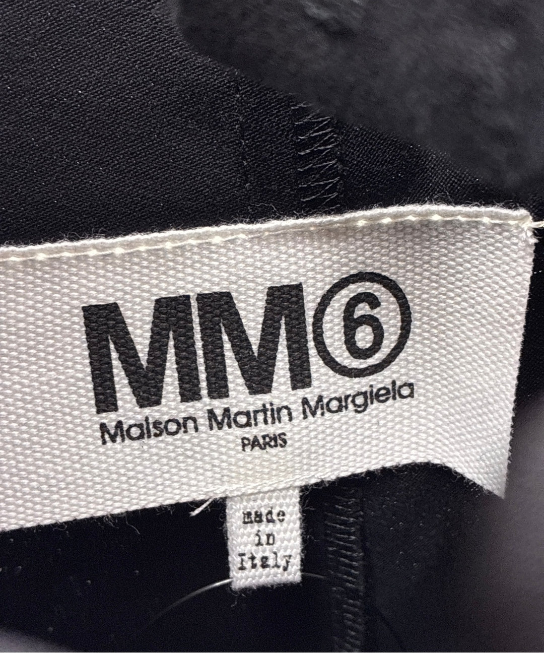 MM6 กางเกงขาสั้น