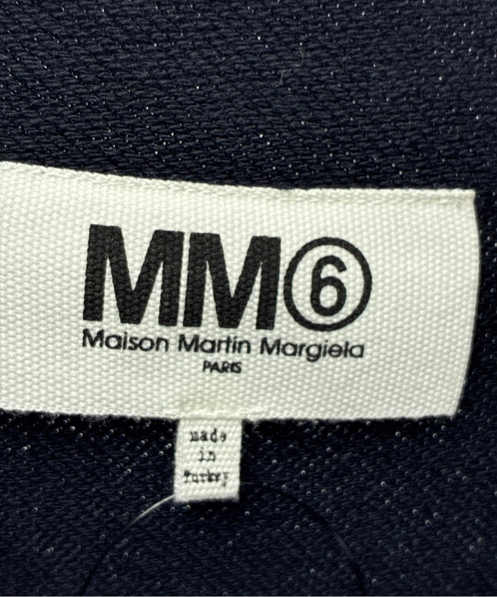 MM6 ชุดเดรส