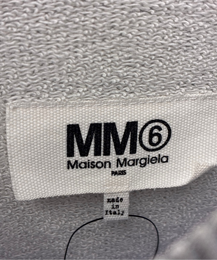 MM6 เสื้อยืด/เสื้อท็อปส์