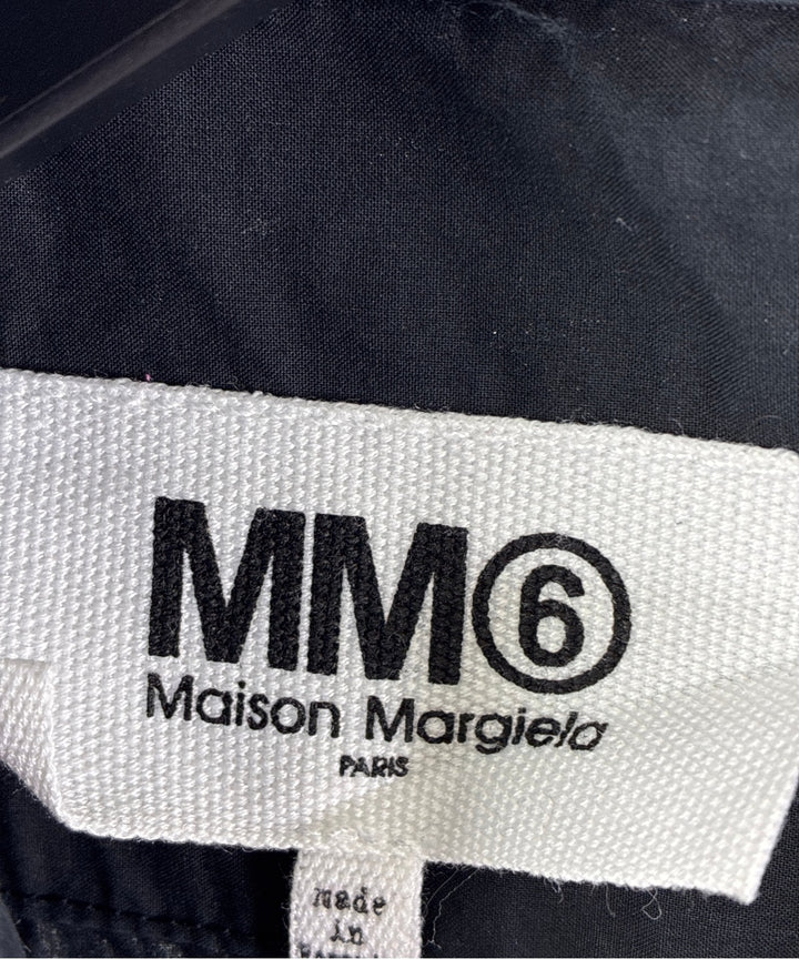 MM6 เสื้อลำลอง