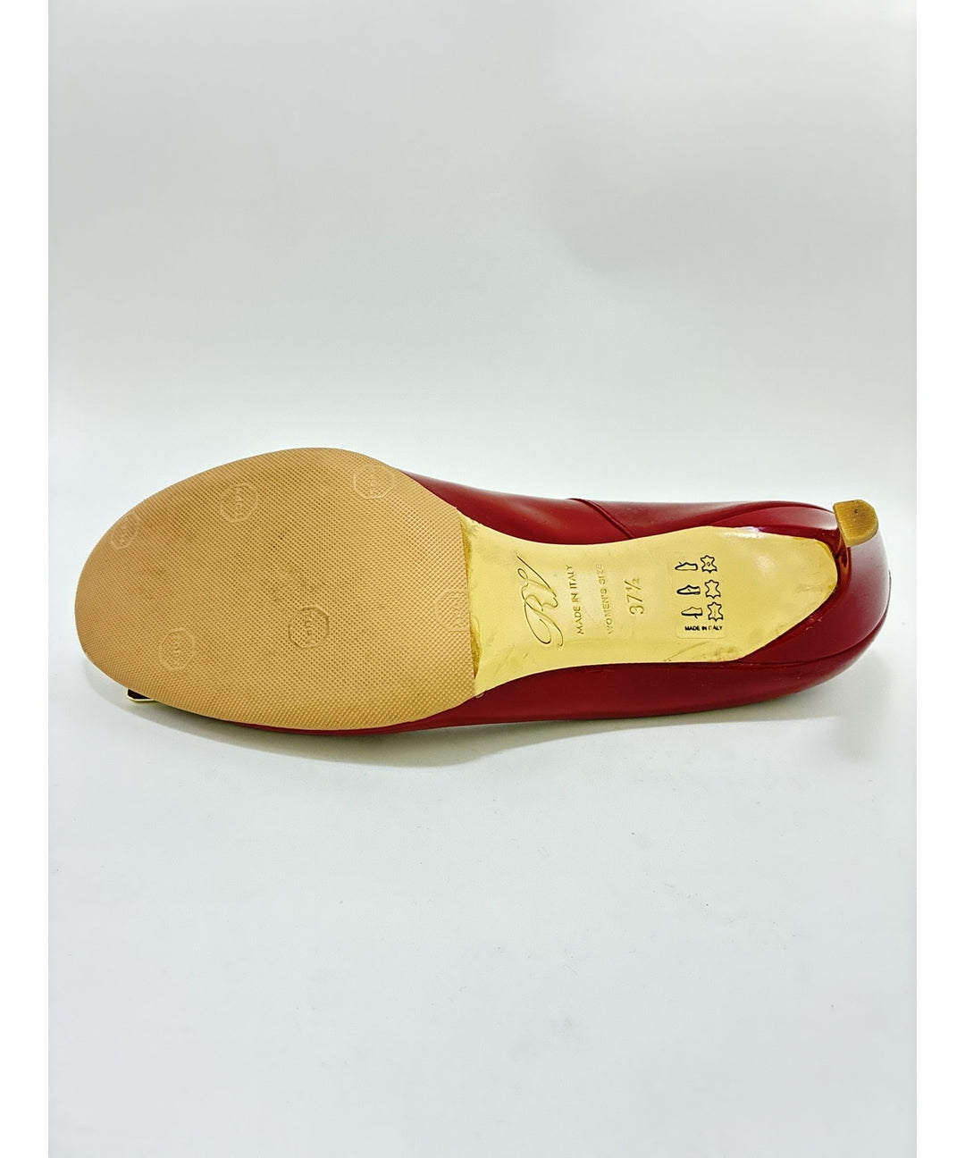 Roger Vivier รองเท้าส้นสูง