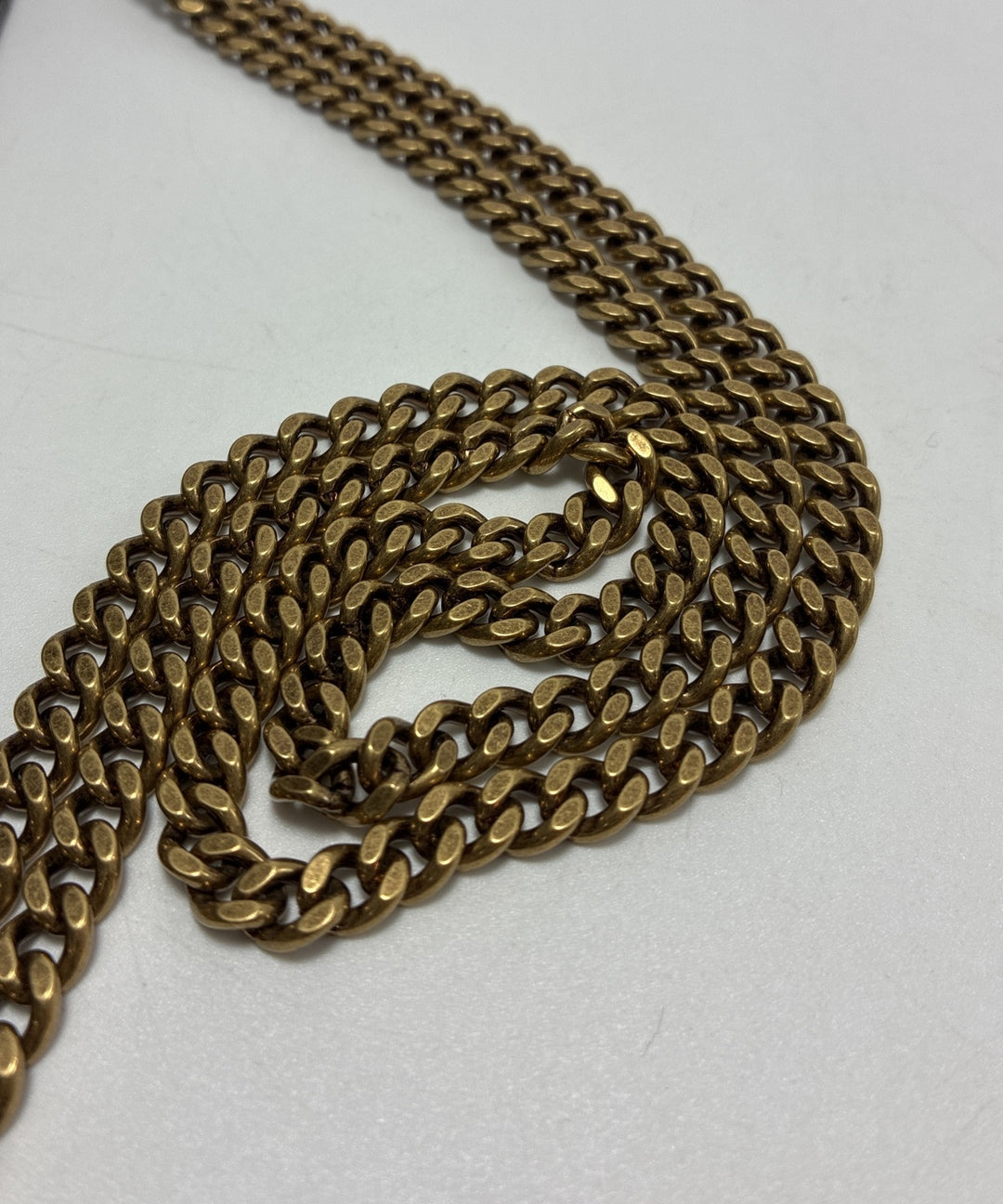 Saint Laurent Paris กระเป๋าสะพาย