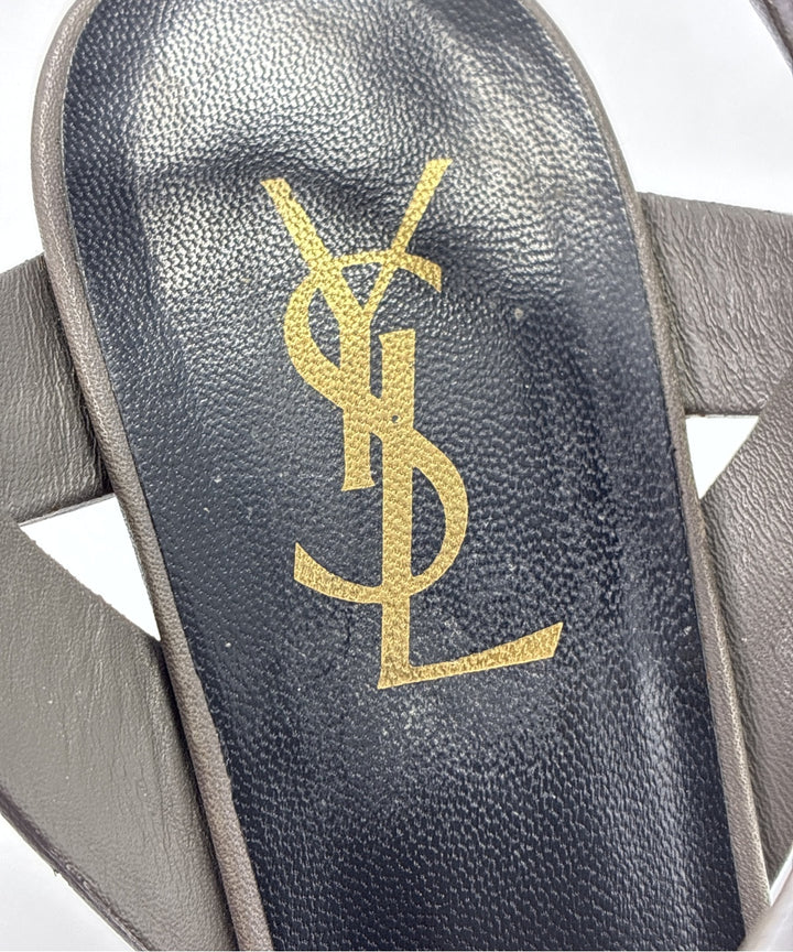Saint Laurent Paris รองเท้าส้นสูง