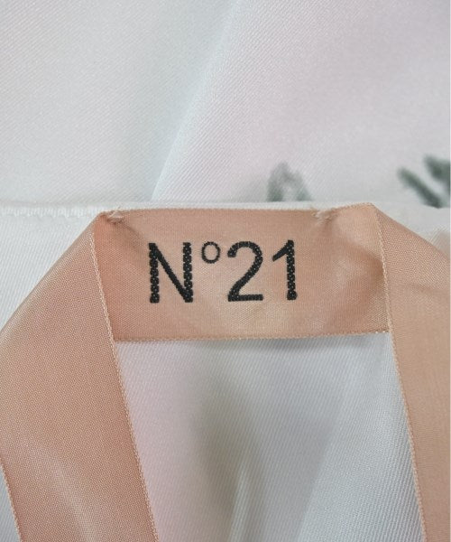 Nﾟ 21 ชุดเดรส
