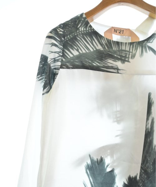 Nﾟ 21 ชุดเดรส