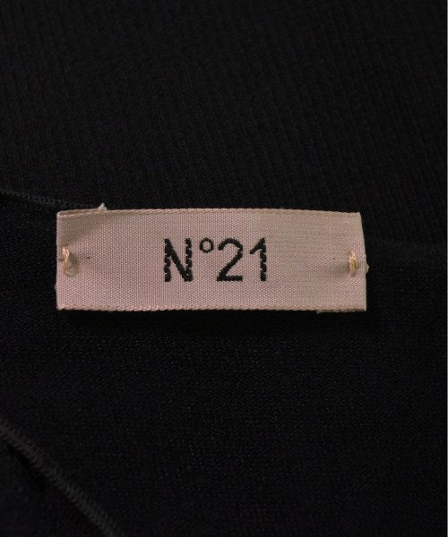 Nﾟ 21 เสื้อกล้าม