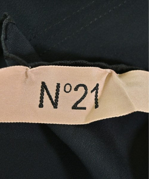 Nﾟ 21 เสื้อสตรี