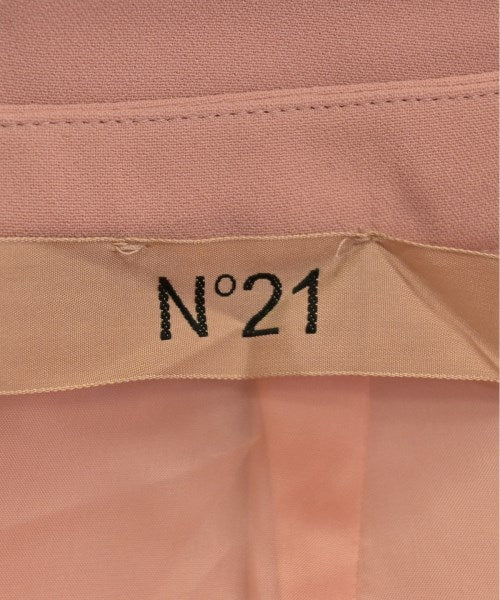 Nﾟ 21 กระโปรงยาวถึงเข่า