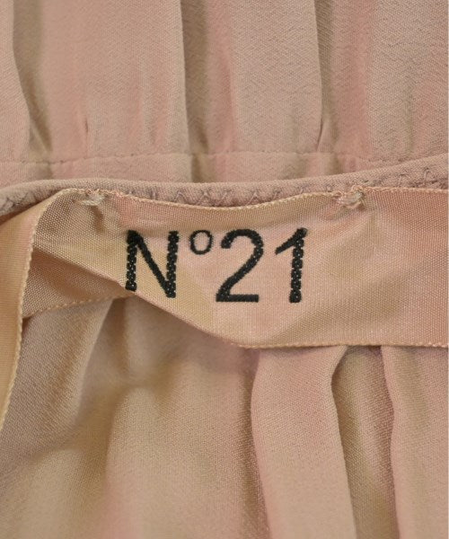 Nﾟ 21 ชุดเดรส