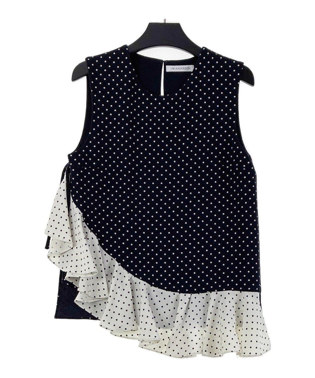 JW Anderson เสื้อกล้าม