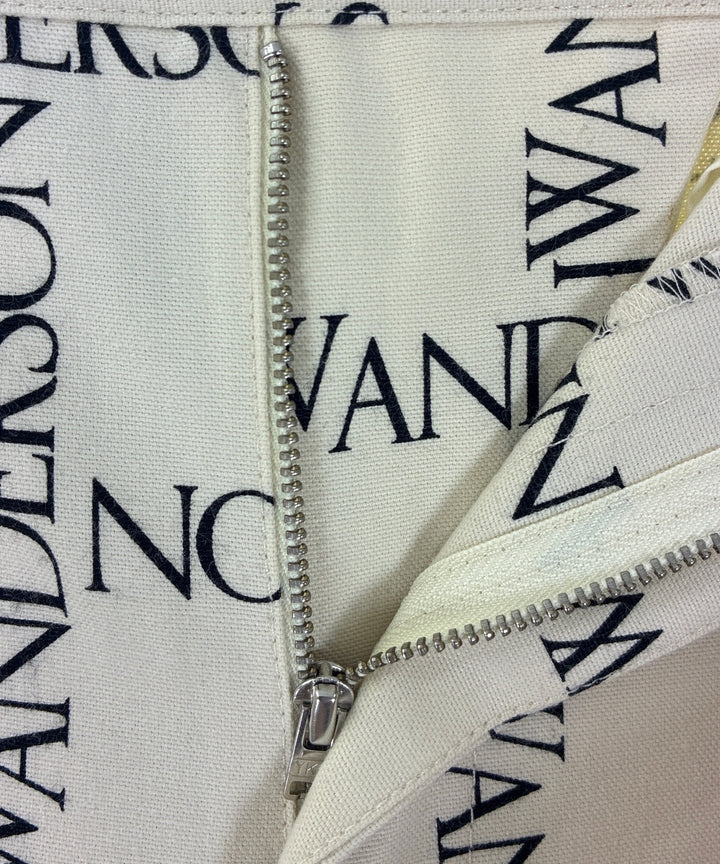 JW Anderson ยีนส์