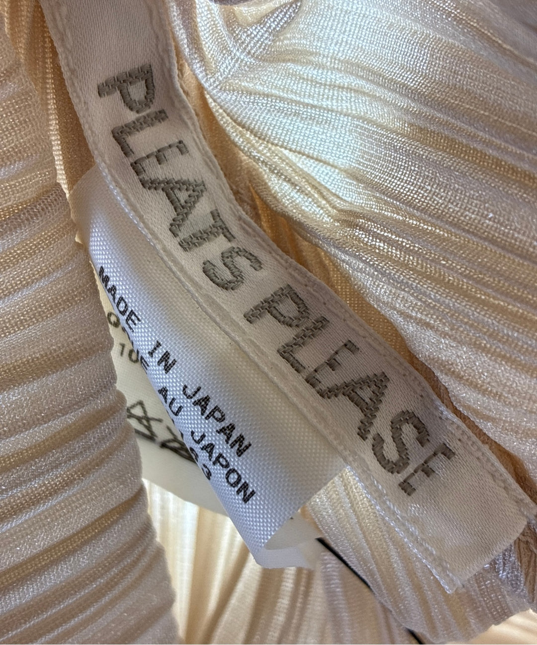 PLEATS PLEASE เสื้อเชิ้ตทางการ