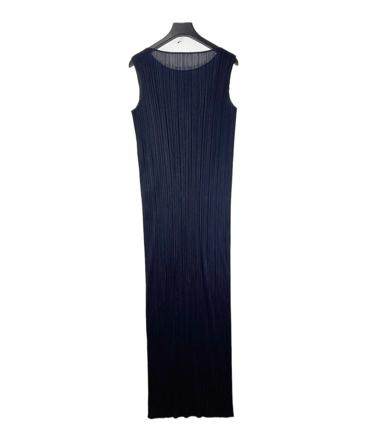 PLEATS PLEASE ชุดเดรส