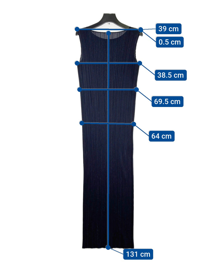 PLEATS PLEASE ชุดเดรส