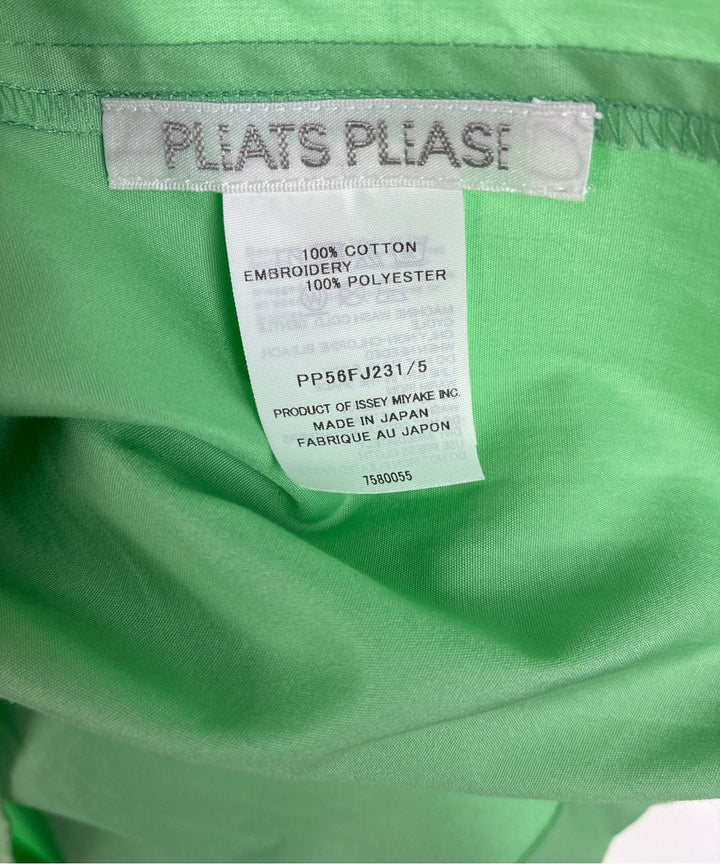PLEATS PLEASE เสื้อลำลอง