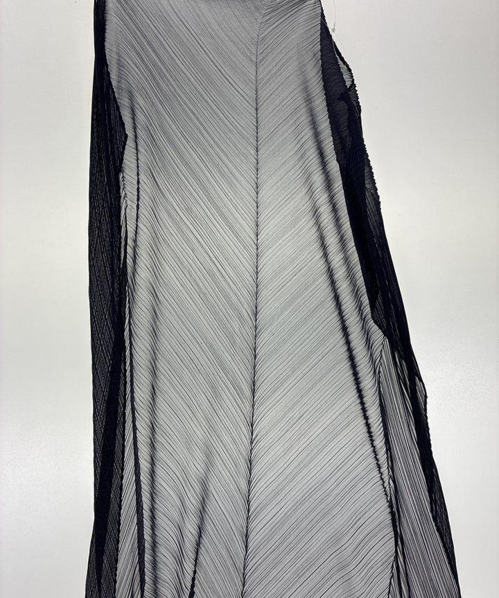 PLEATS PLEASE ผ้าคลุมไหล่