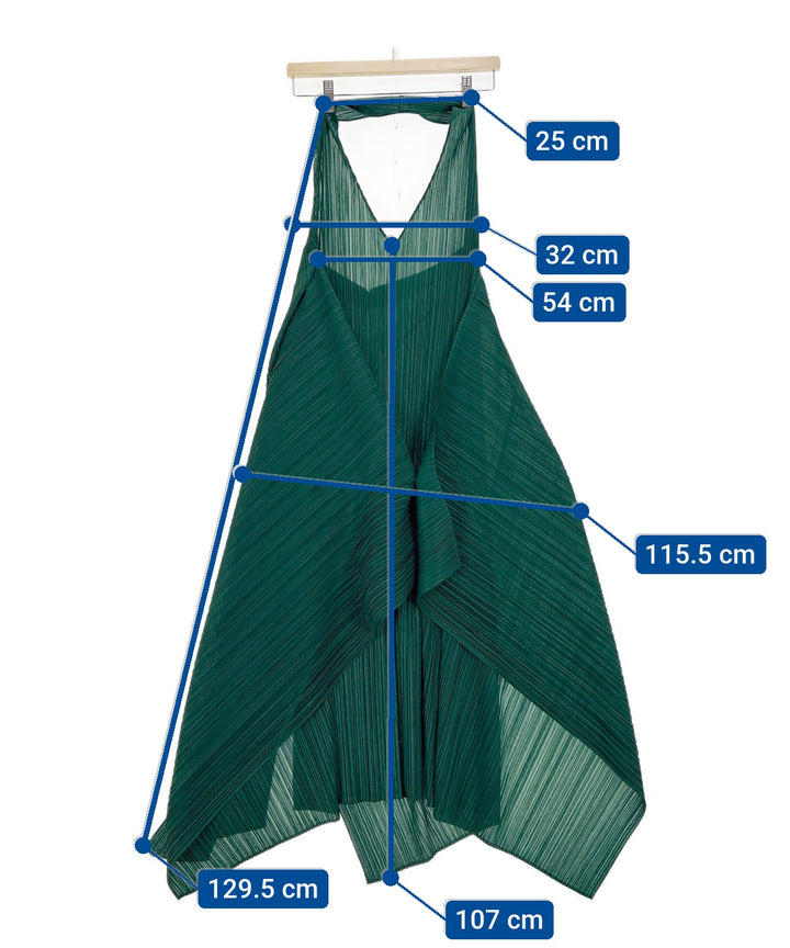 PLEATS PLEASE ชุดเดรส