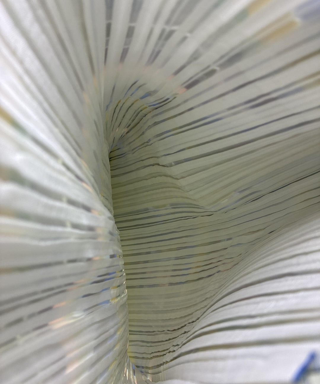 PLEATS PLEASE กระเป๋าถือขนาดใหญ่
