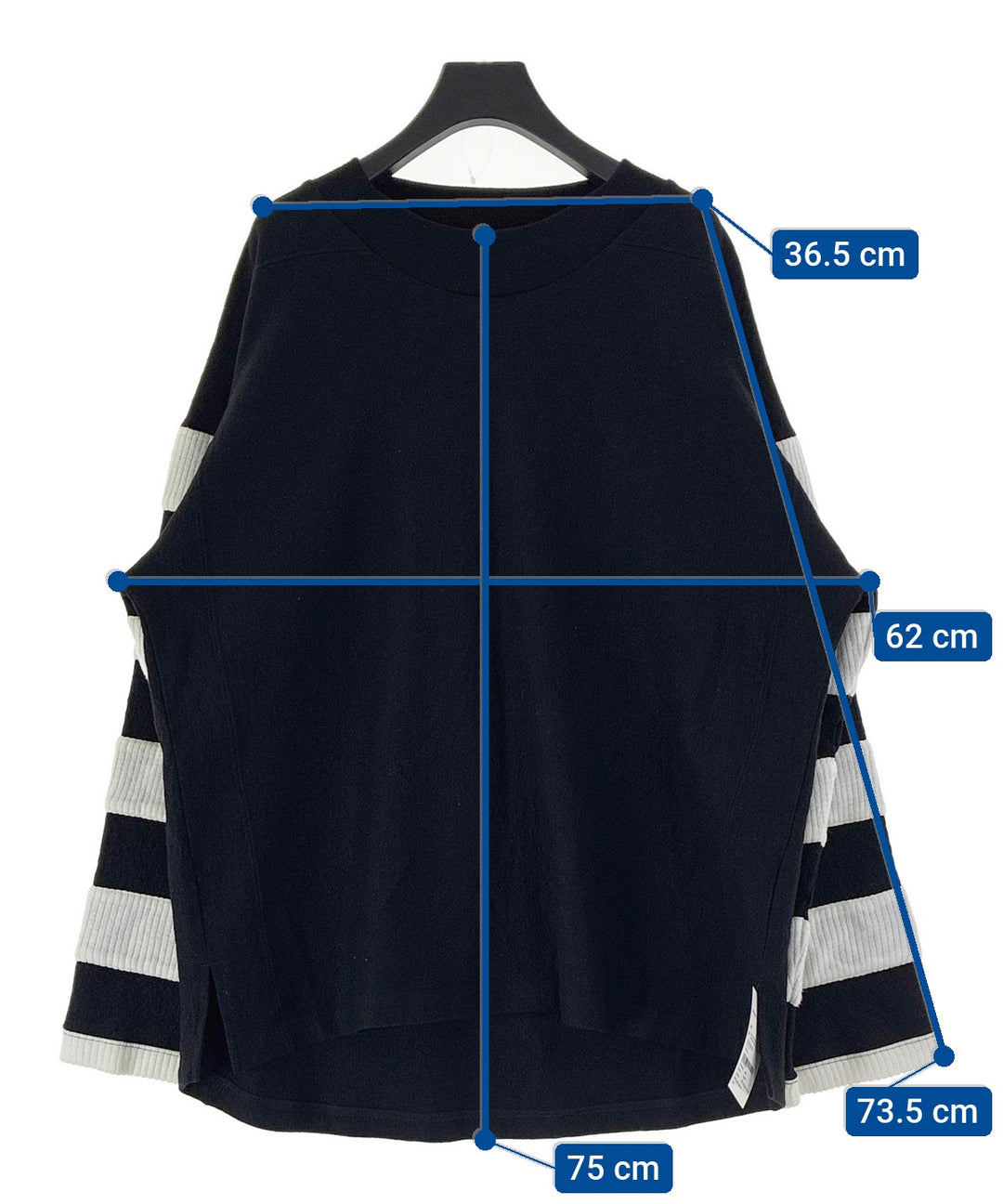 White Mountaineering เสื้อยืด/เสื้อท็อปส์