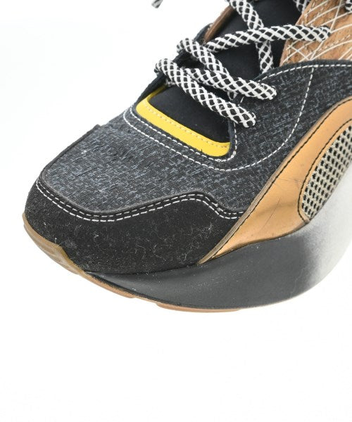 STELLA McCARTNEY รองเท้าผ้าใบ