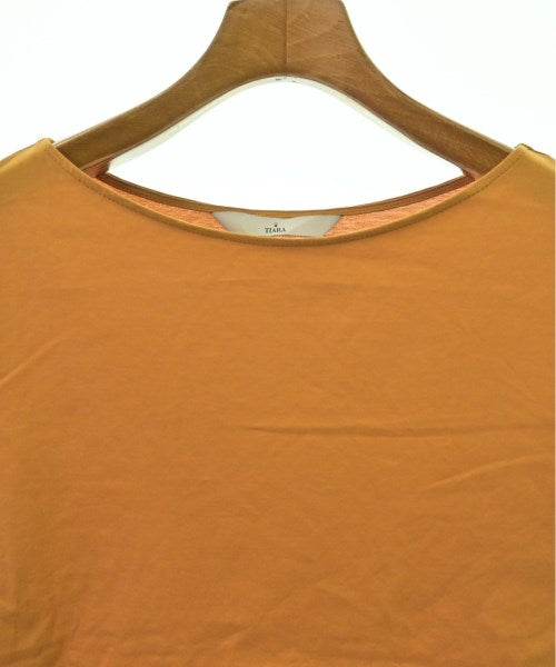 Tiara เสื้อยืด/เสื้อท็อปส์