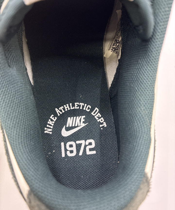NIKE รองเท้า