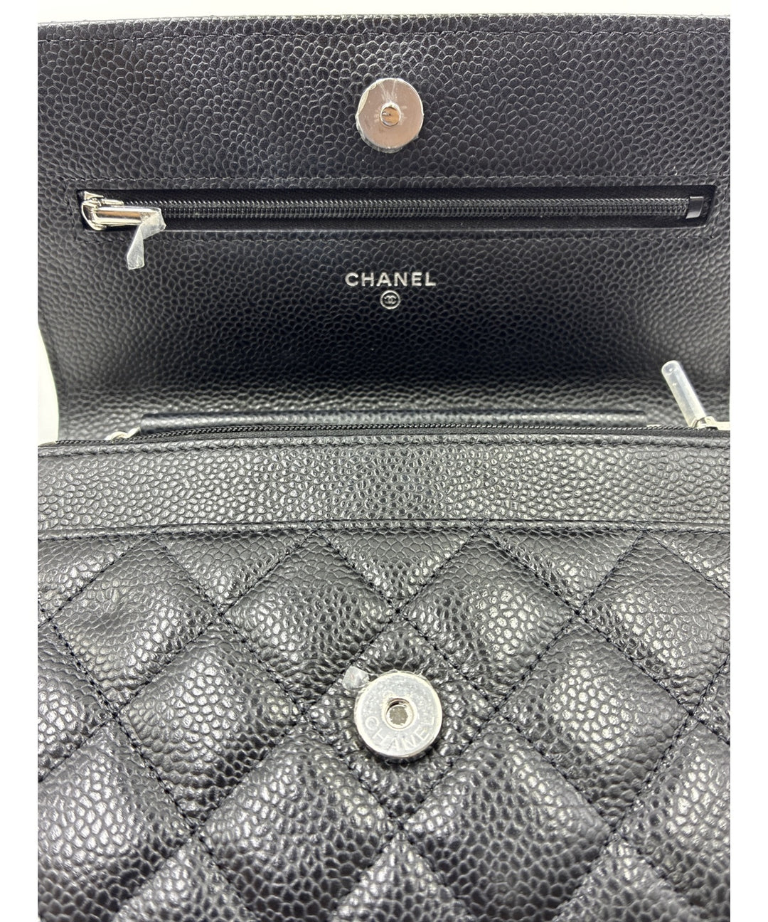 CHANEL กระเป๋าถือ