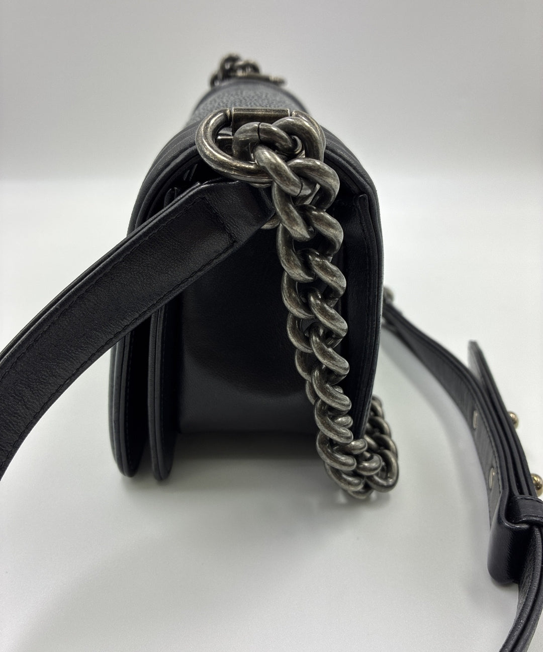 CHANEL กระเป๋าสะพาย