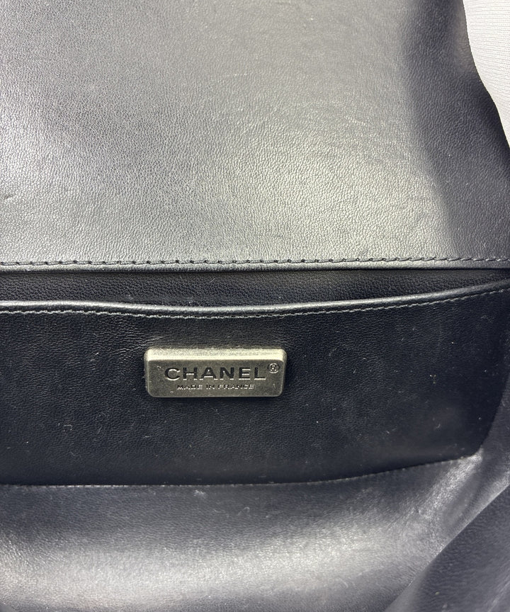 CHANEL กระเป๋าสะพาย