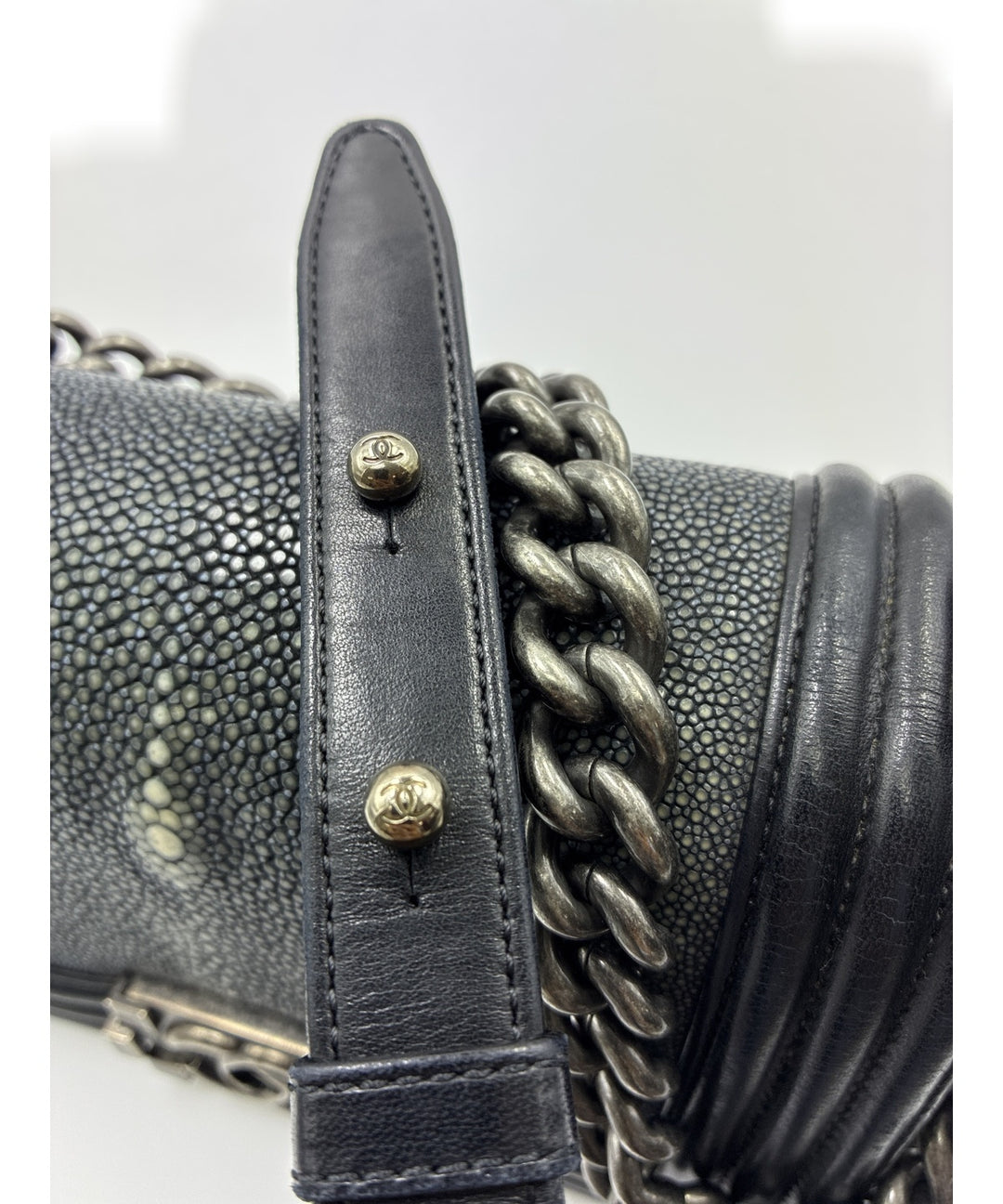 CHANEL กระเป๋าสะพาย