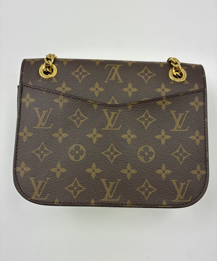 LOUIS VUITTON กระเป๋าถือ