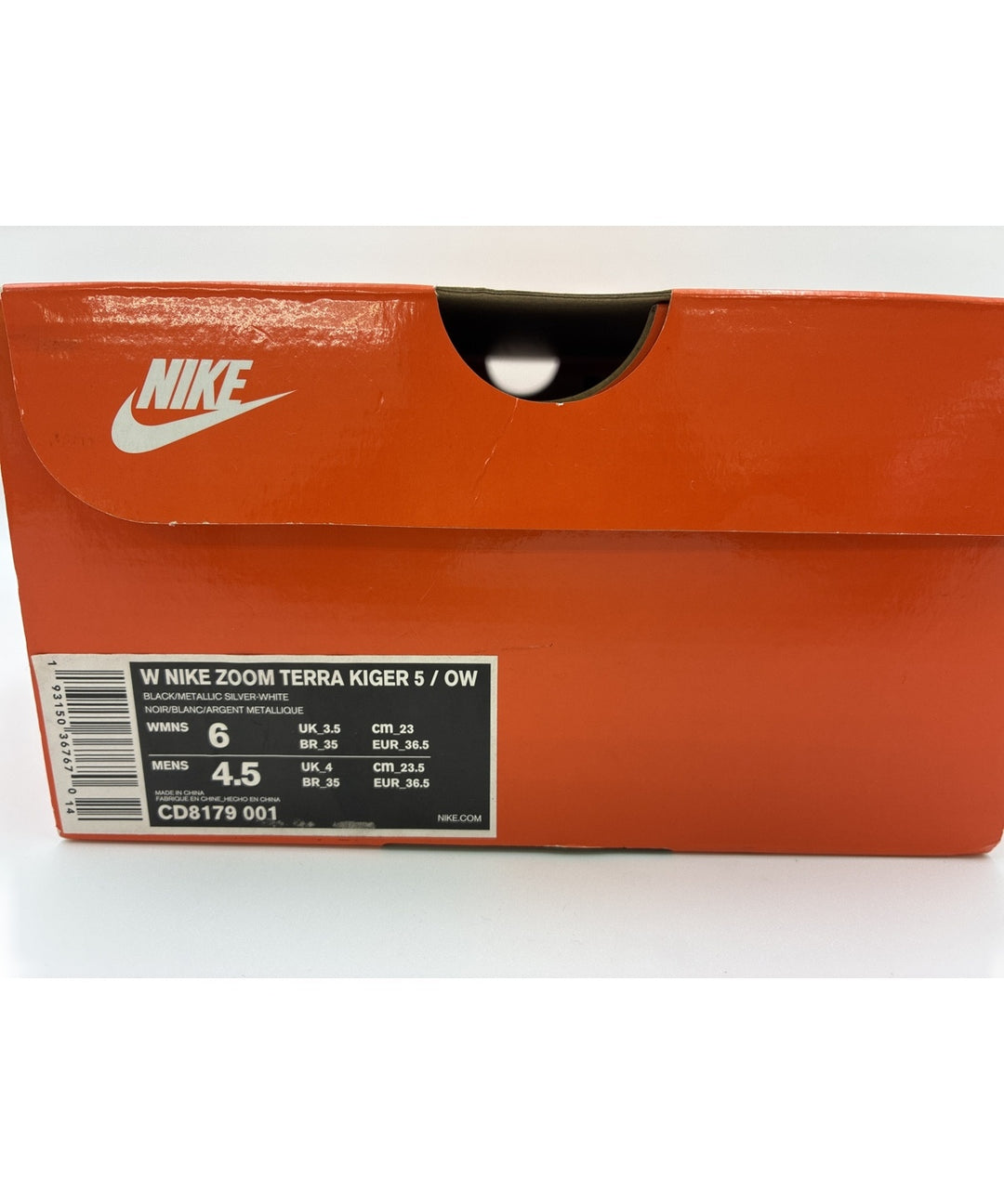 NIKE รองเท้าผ้าใบ
